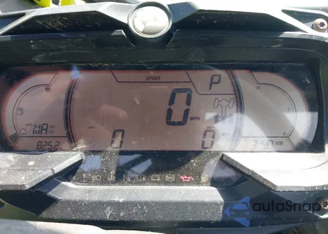 2020 Can-Am Maverick Max z USA, uszkodzony, nr VIN 3JBVDAV49LK001076